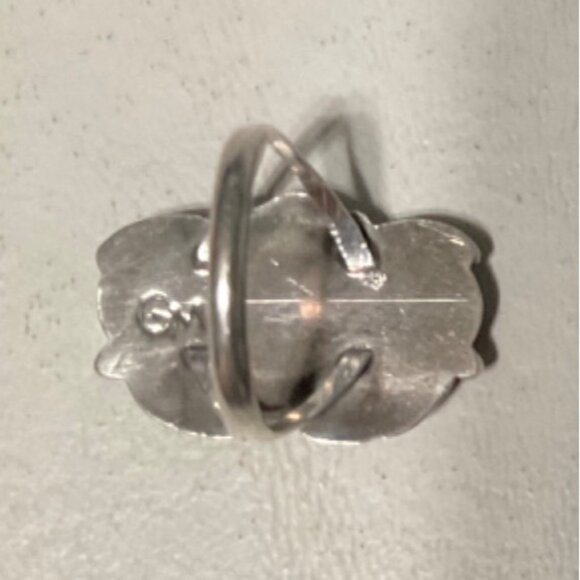 Ring Size 5.5 2 Mother of Pearl 10mm x 8mm Native Possibly Old Pawn Sterling Sil - Picture 8 of 14